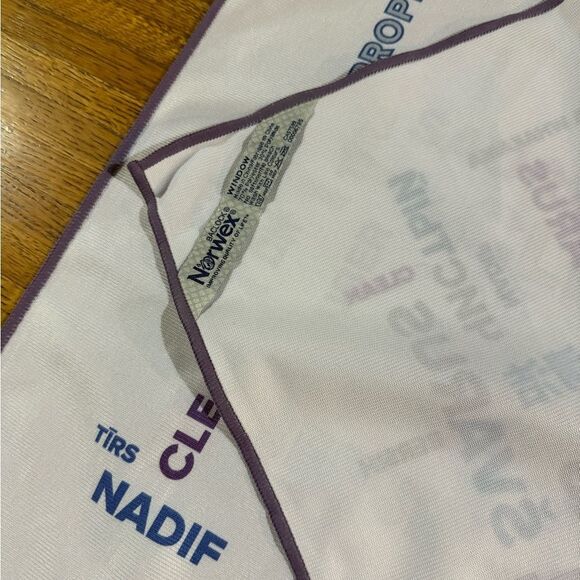 Norwex Basic Package EnviroCloth and Window Cloth Set of 2 NWT - Picture 3 of 3